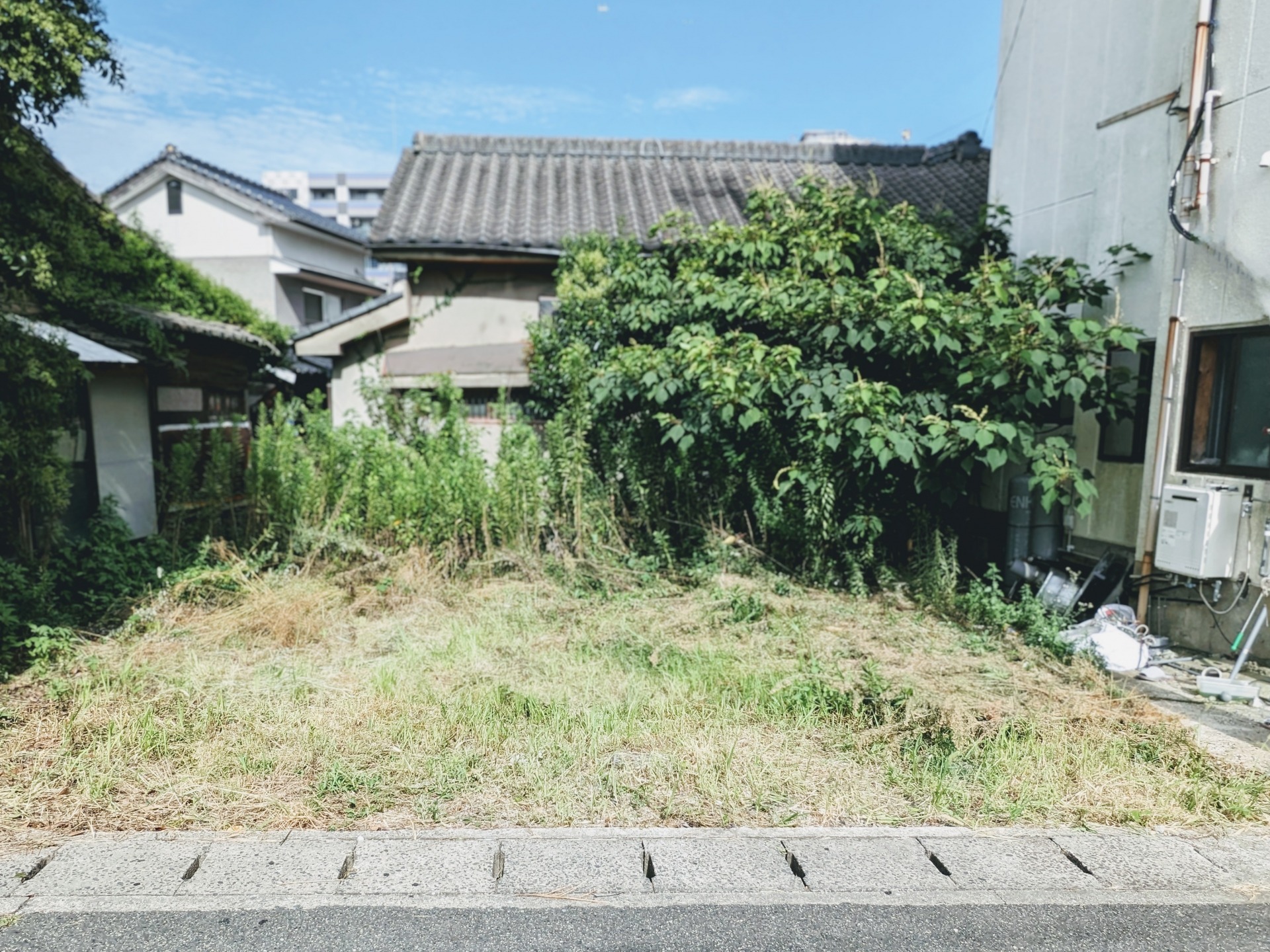 土地を駐車場にする
